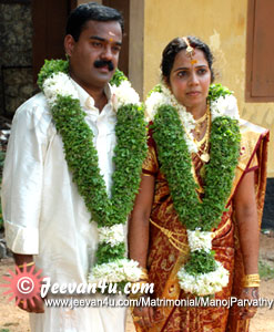 Manoj Parvathy Marriage Muhurtham Images